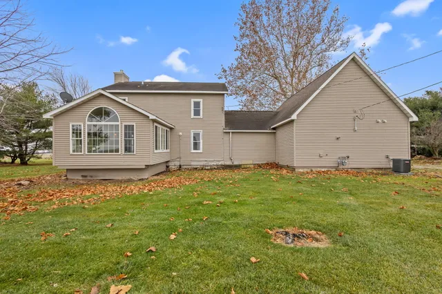 $375,000 | 1410 East Wood Road, Rensselaer, IN 47978