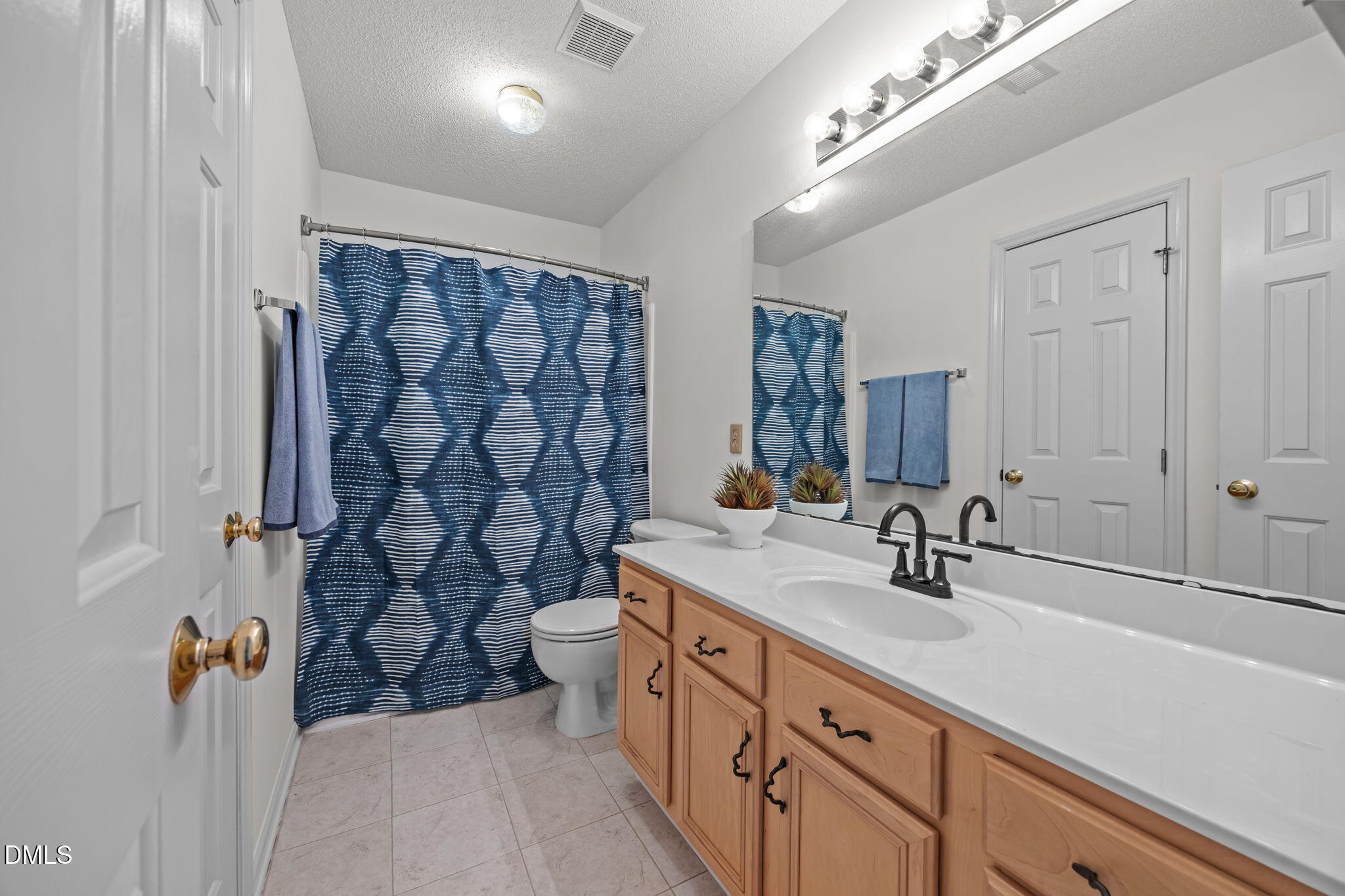 5501 Southern Cross Avenue Raleigh, NC 27606 - Photo 22 of 40 43-web-or-mls-IMG_5439