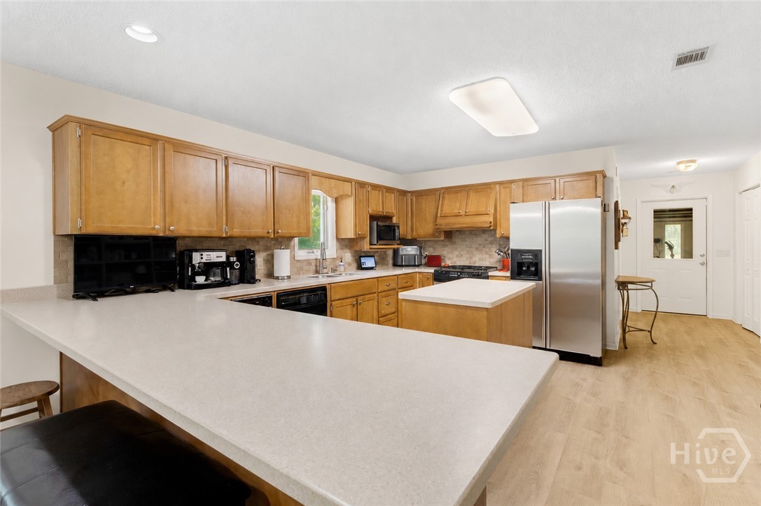 198 Dutchman's Cove Road Midway, GA 31320 - Photo 13 of 39 Kitchen