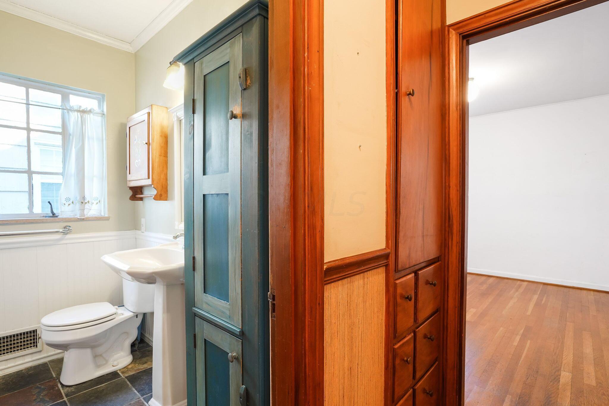 3266 Wicklow Road Columbus, OH 43204 - Photo 18 of 37 15-web-or-mls-DSC01546