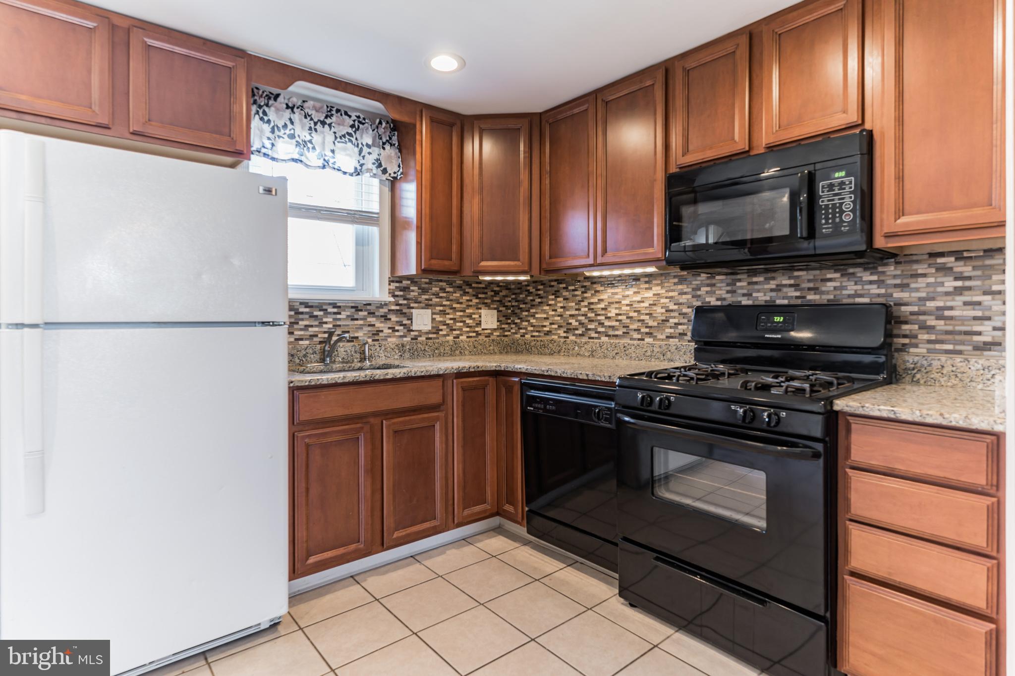 3580 Belgrade Street Philadelphia, PA 19134 - Photo 7 of 15 Gallery Image 7