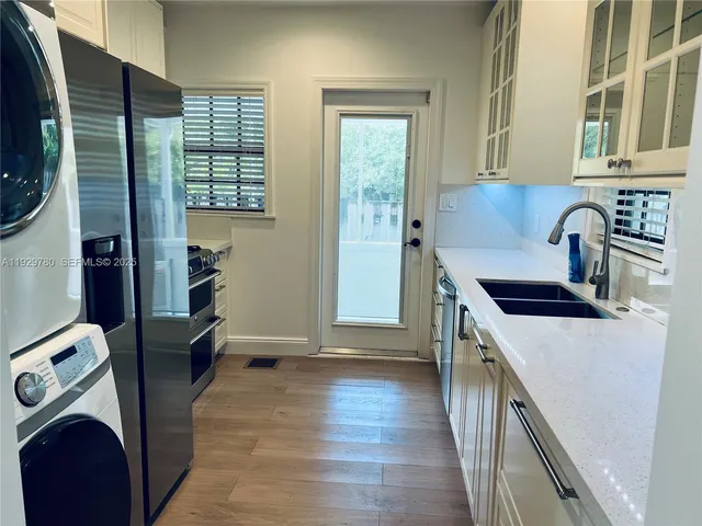 $4,980 | 1407 Southeast 2nd Street, Fort Lauderdale, FL 33301