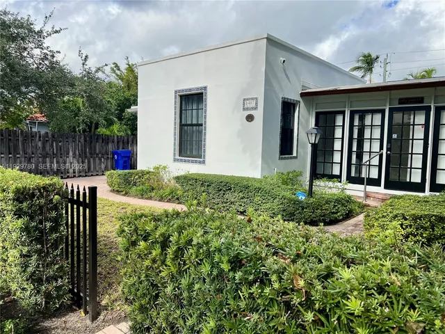 $4,980 | 1407 Southeast 2nd Street, Fort Lauderdale, FL 33301