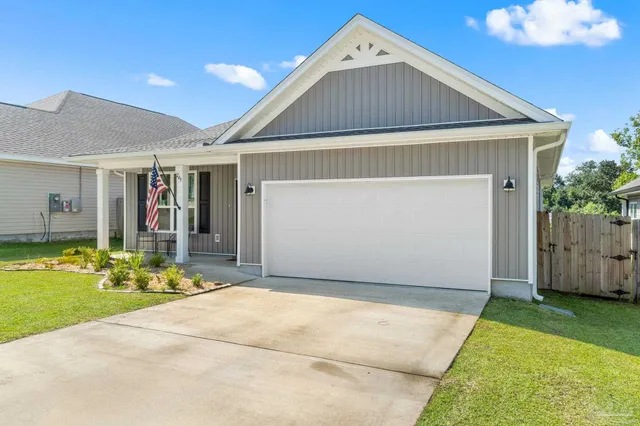 a front view of house with yard
