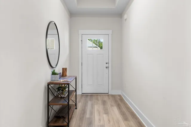 a view of a livingroom with furniture