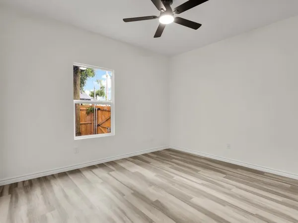 $1,950 | 3526 Elsie Faye Heggins Street, Dallas, TX 75210