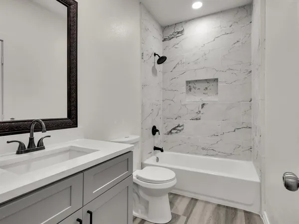 $1,950 | 3526 Elsie Faye Heggins Street, Dallas, TX 75210