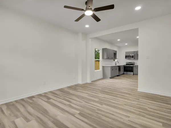 $1,950 | 3526 Elsie Faye Heggins Street, Dallas, TX 75210