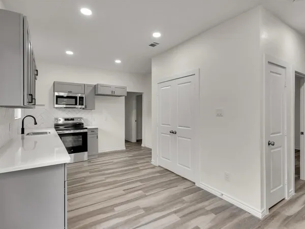 $1,950 | 3526 Elsie Faye Heggins Street, Dallas, TX 75210