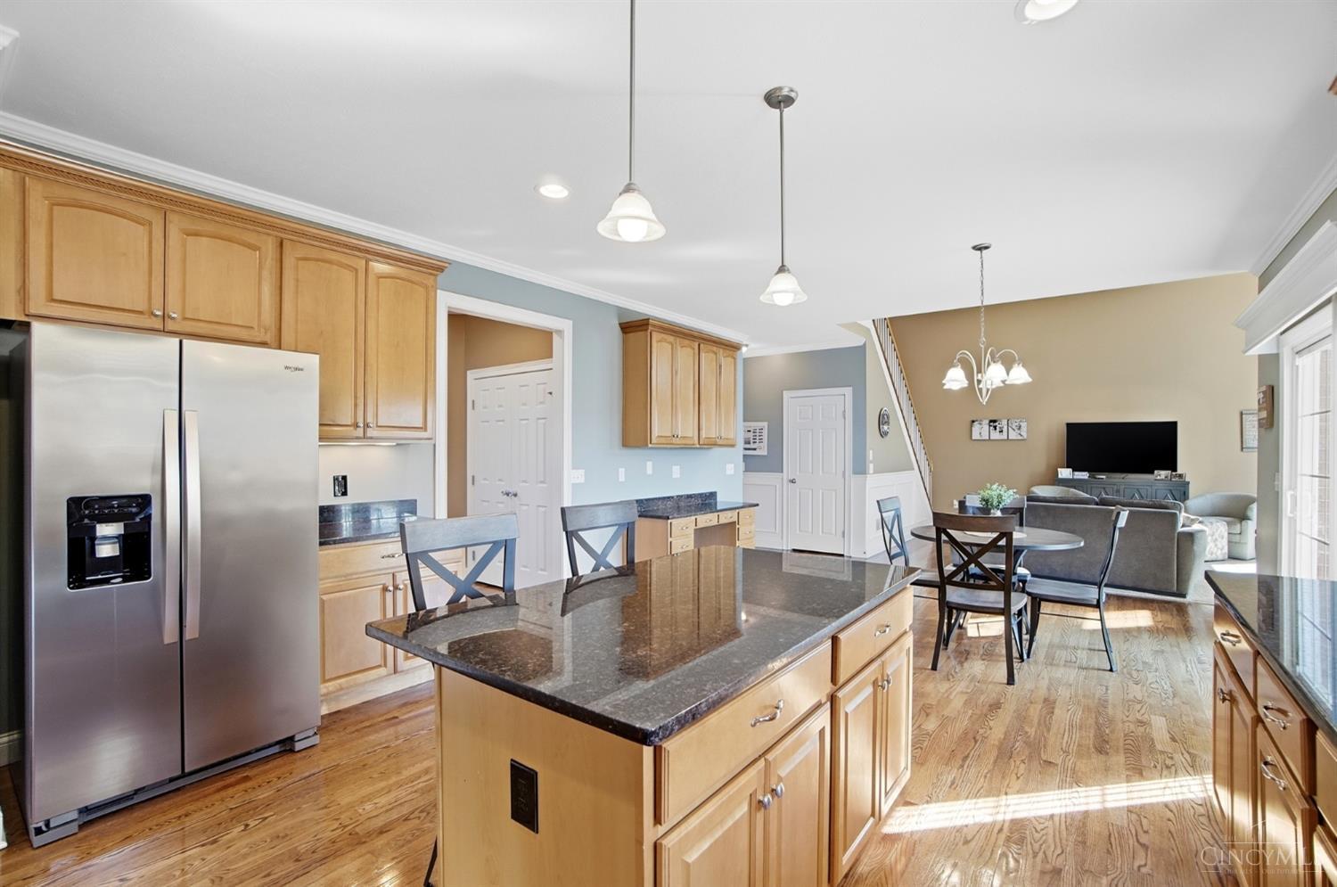 5558 Eden Ridge Drive Cincinnati, OH 45247 - Photo 10 of 40