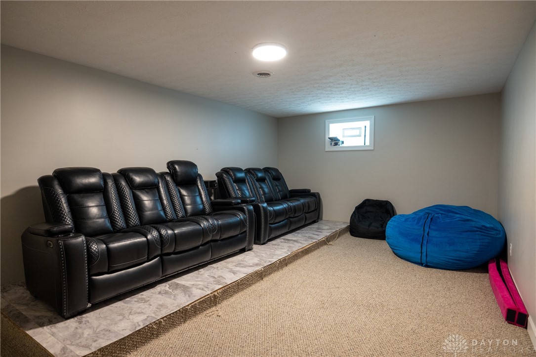 4446 Oakwood Road Springfield, OH 45502 - Photo 37 of 47 Gallery Image 37