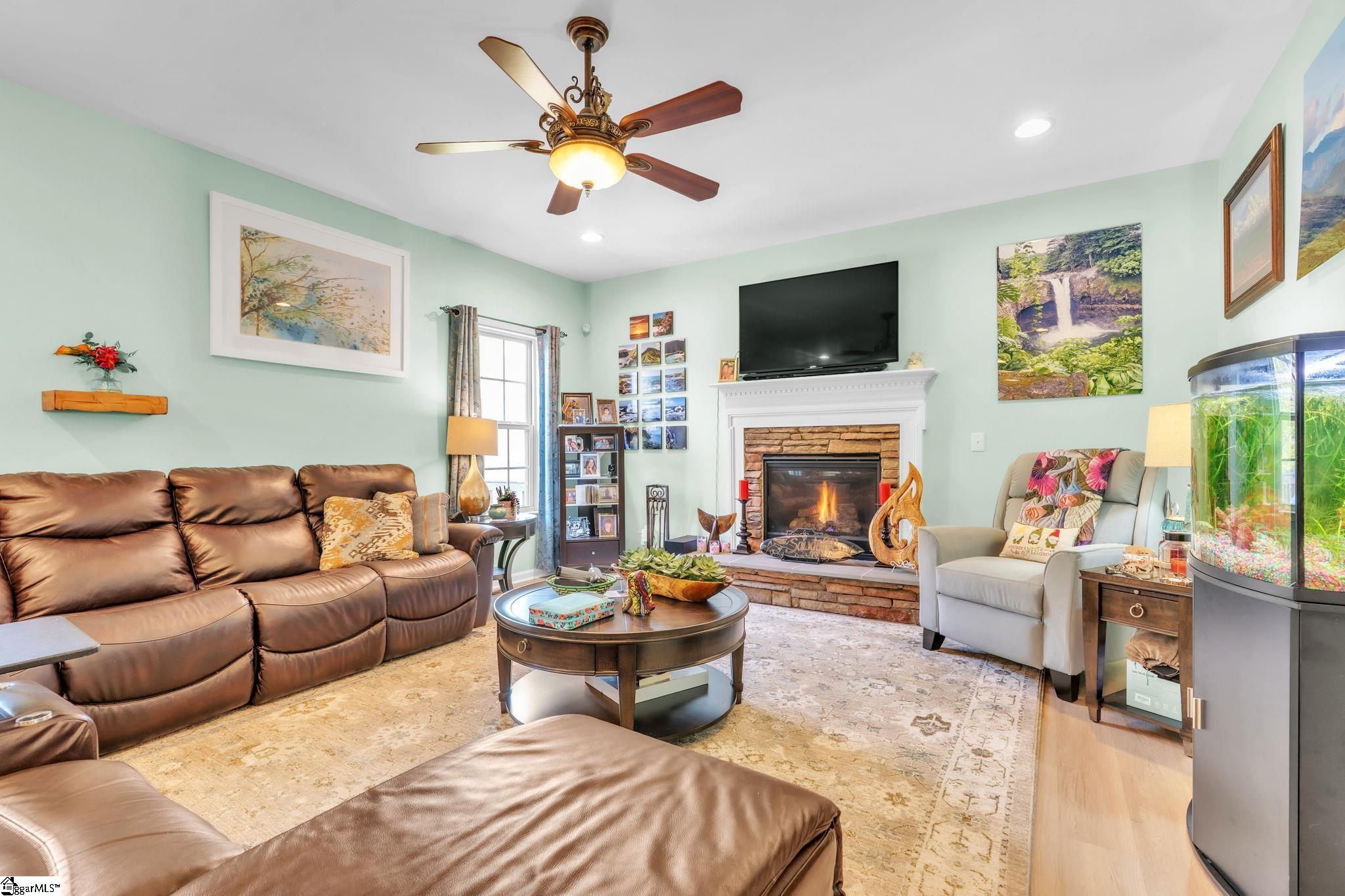 109 Smith Farm Way Easley, SC 29642 - Photo 6 of 38