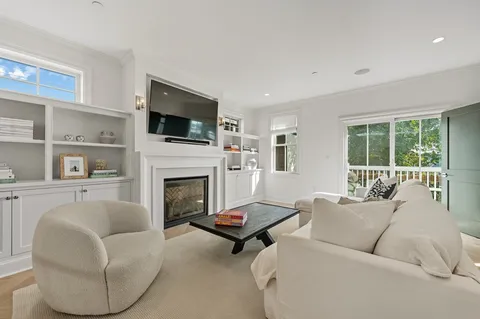 $1,649,000 | 617 East 7th Street, Unit 3, Boston, MA 02127