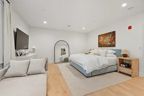 $1,649,000 | 617 East 7th Street, Unit 3, Boston, MA 02127