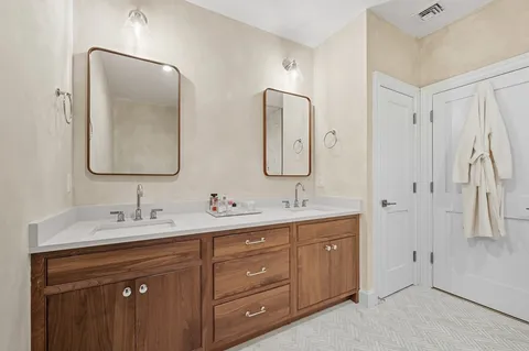 $1,649,000 | 617 East 7th Street, Unit 3, Boston, MA 02127