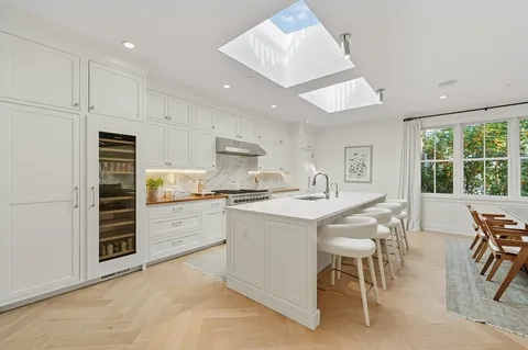 $1,649,000 | 617 East 7th Street, Unit 3, Boston, MA 02127