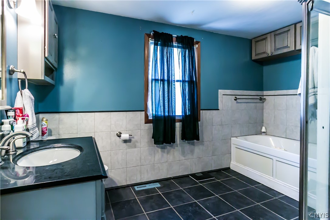 5994 Jerusalem Drive Cicero, NY 13039 - Photo 19 of 28