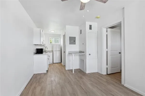 $950 | 923 Causeway Boulevard, Unit I, Jefferson, LA 70121