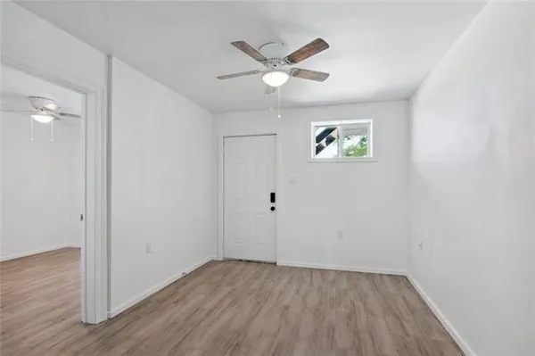 $950 | 923 Causeway Boulevard, Unit I, Jefferson, LA 70121