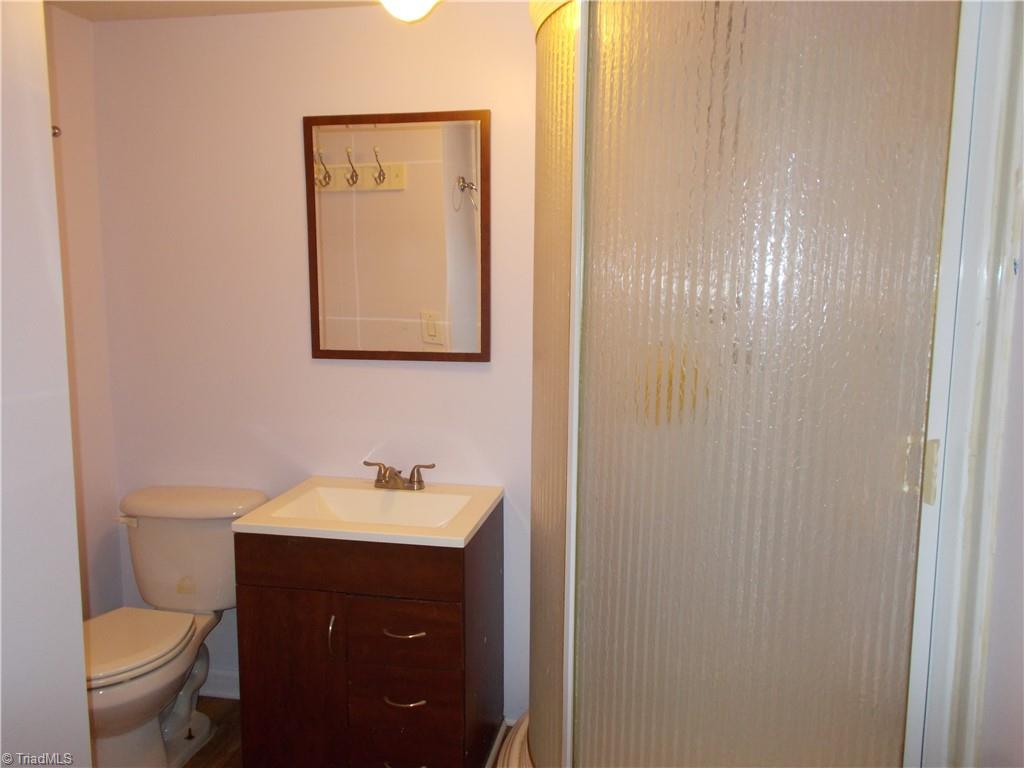 1706 Baker Road High Point, NC 27263 - Photo 16 of 22 Gallery Image 16