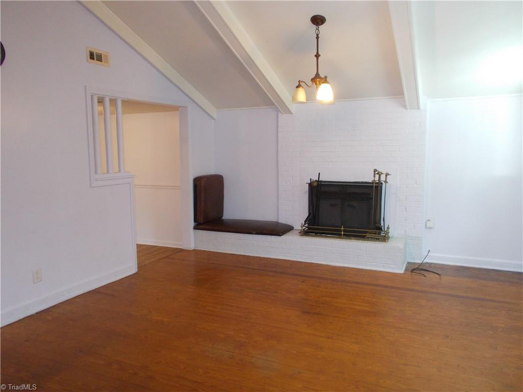 1706 Baker Road High Point, NC 27263 - Photo 4 of 22 Gallery Image 4