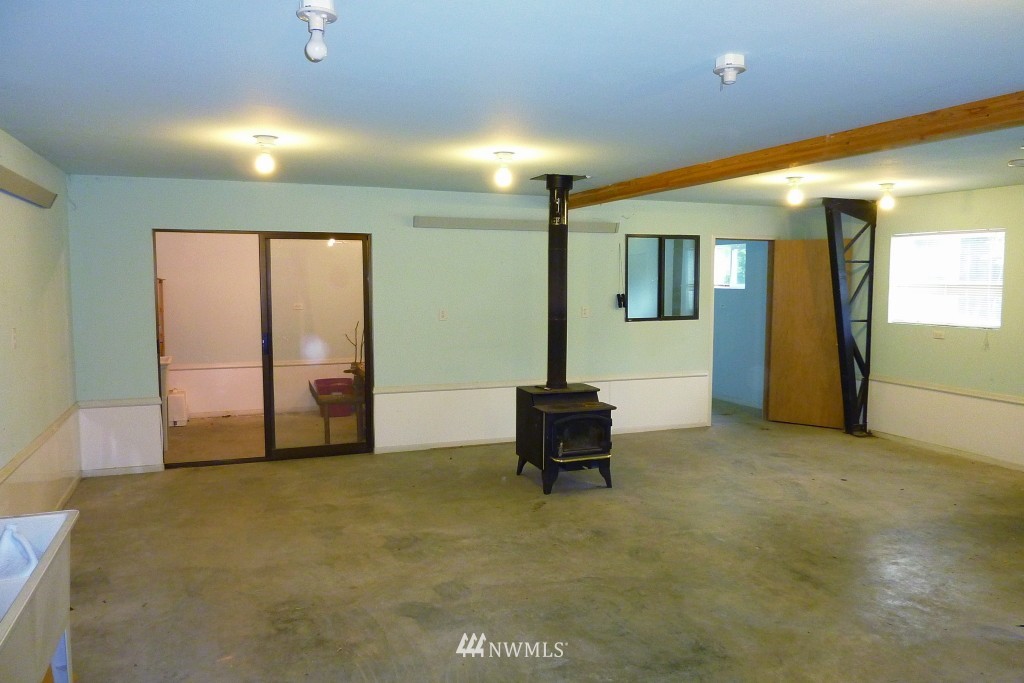 1844 Northwest Vaa Road Poulsbo, WA 98370 - Photo 19 of 25 Gallery Image 19