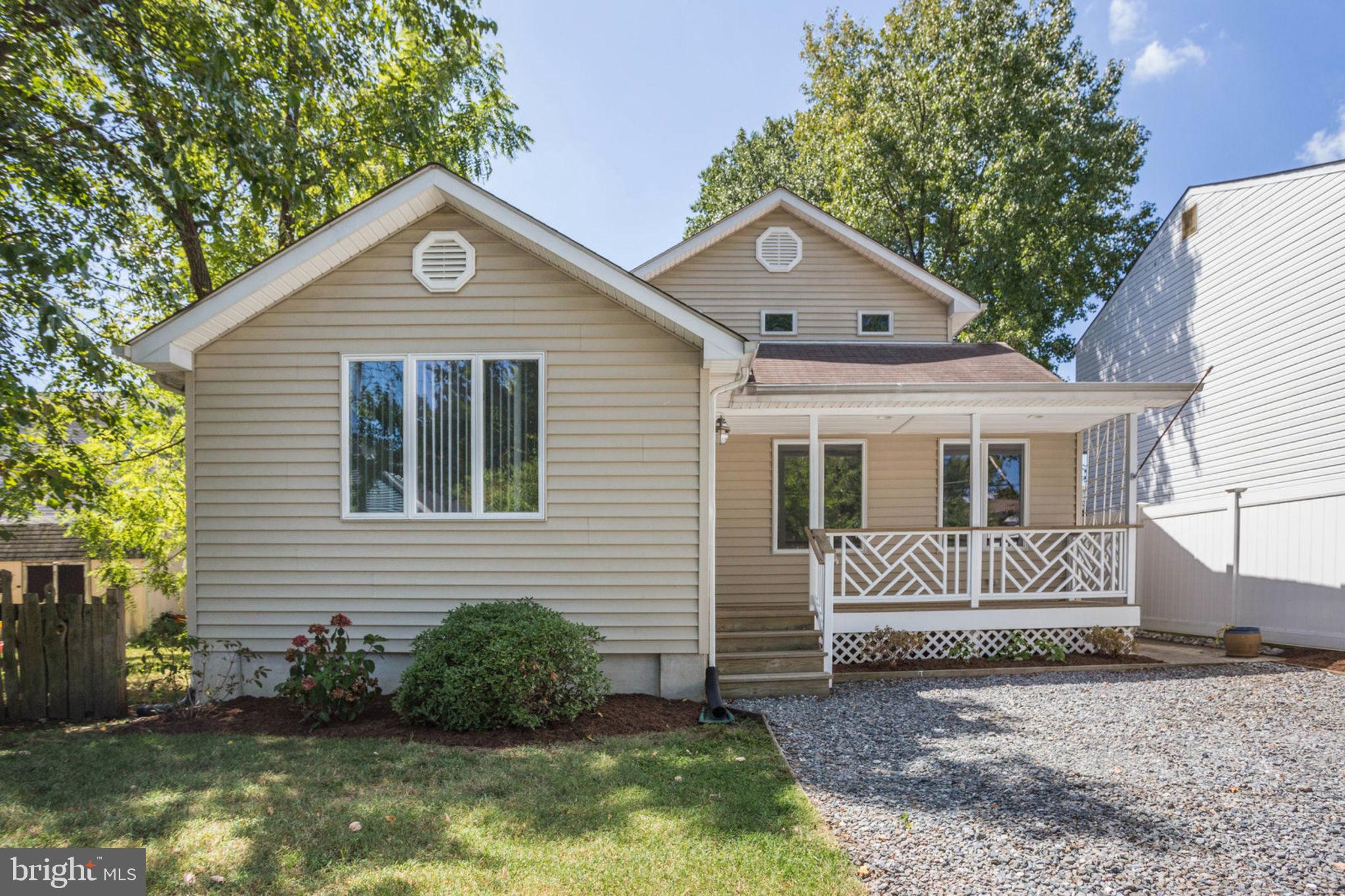 1620 Bentley Road Edgewater, MD 21037 - Photo 1 of 55 Welcome to 1620 Bentley Road in Woodland Beach!
