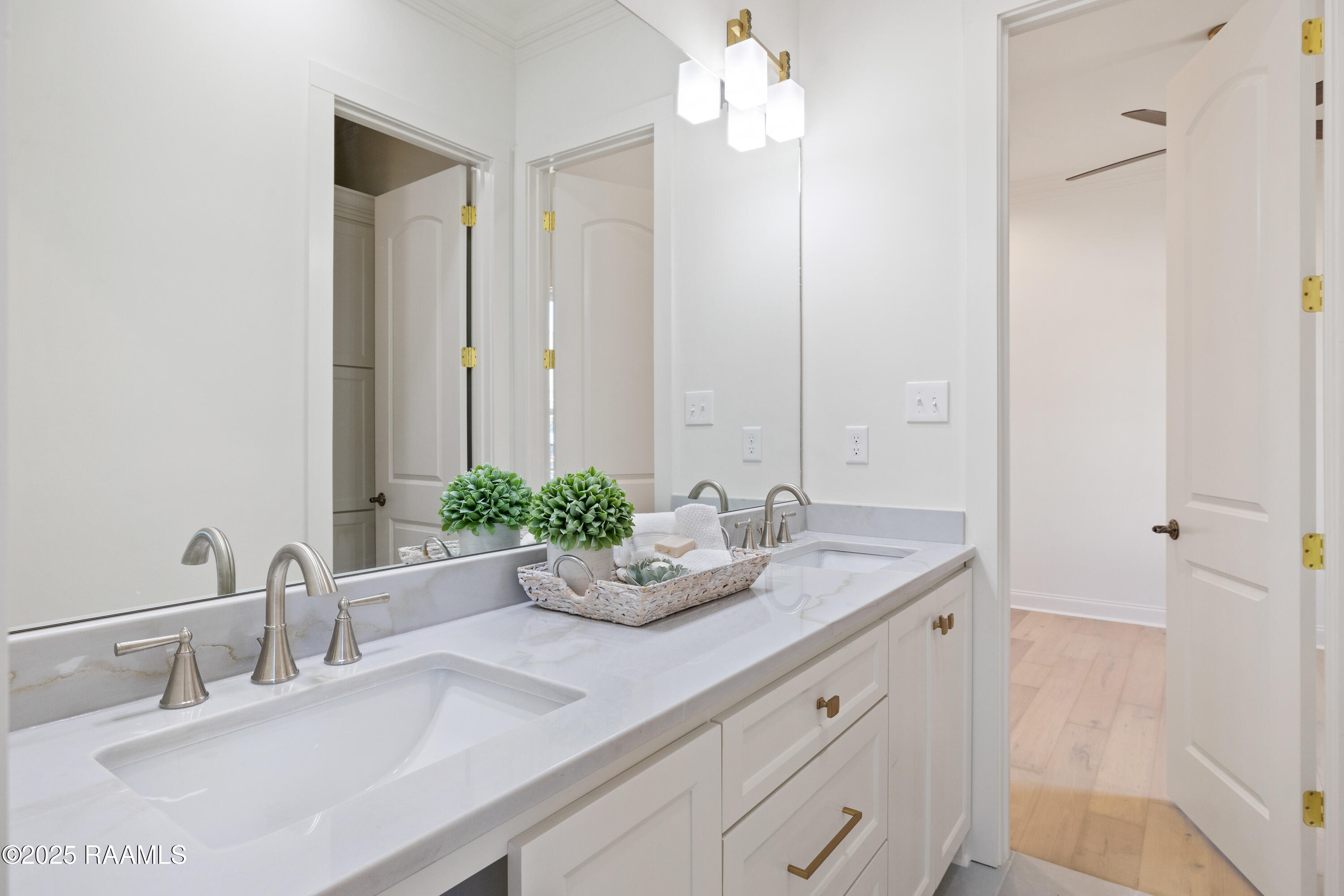 100 Winthorpe Row Lafayette, LA 70503 - Photo 26 of 39 100 Winthrope Row-30