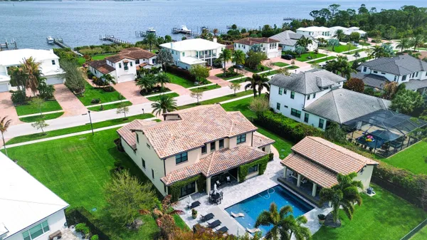 $2,189,000 | 3045 Northwest Radcliffe Way, Palm City, FL 34990