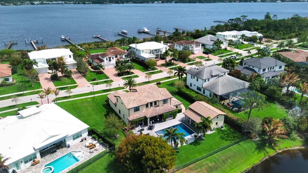 $2,189,000 | 3045 Northwest Radcliffe Way, Palm City, FL 34990