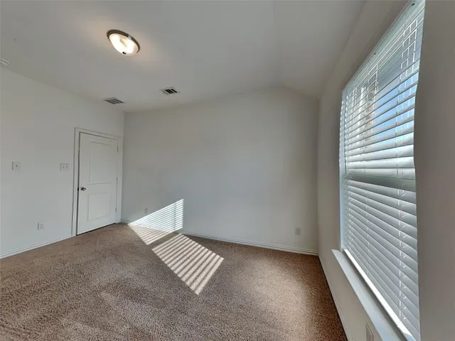 $2,750 | 1509 Gentle Crk Lane, Fort Worth, TX 76052