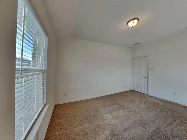 $2,750 | 1509 Gentle Crk Lane, Fort Worth, TX 76052