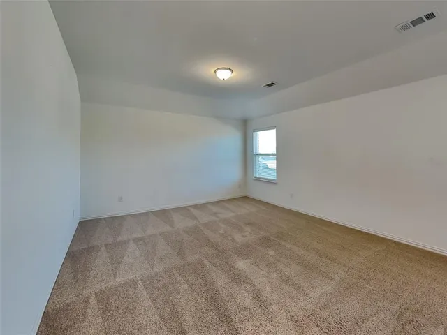 $2,750 | 1509 Gentle Crk Lane, Fort Worth, TX 76052