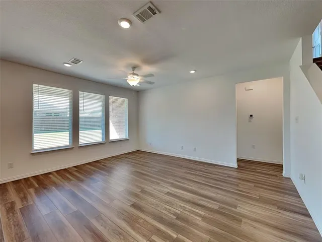 $2,750 | 1509 Gentle Crk Lane, Fort Worth, TX 76052