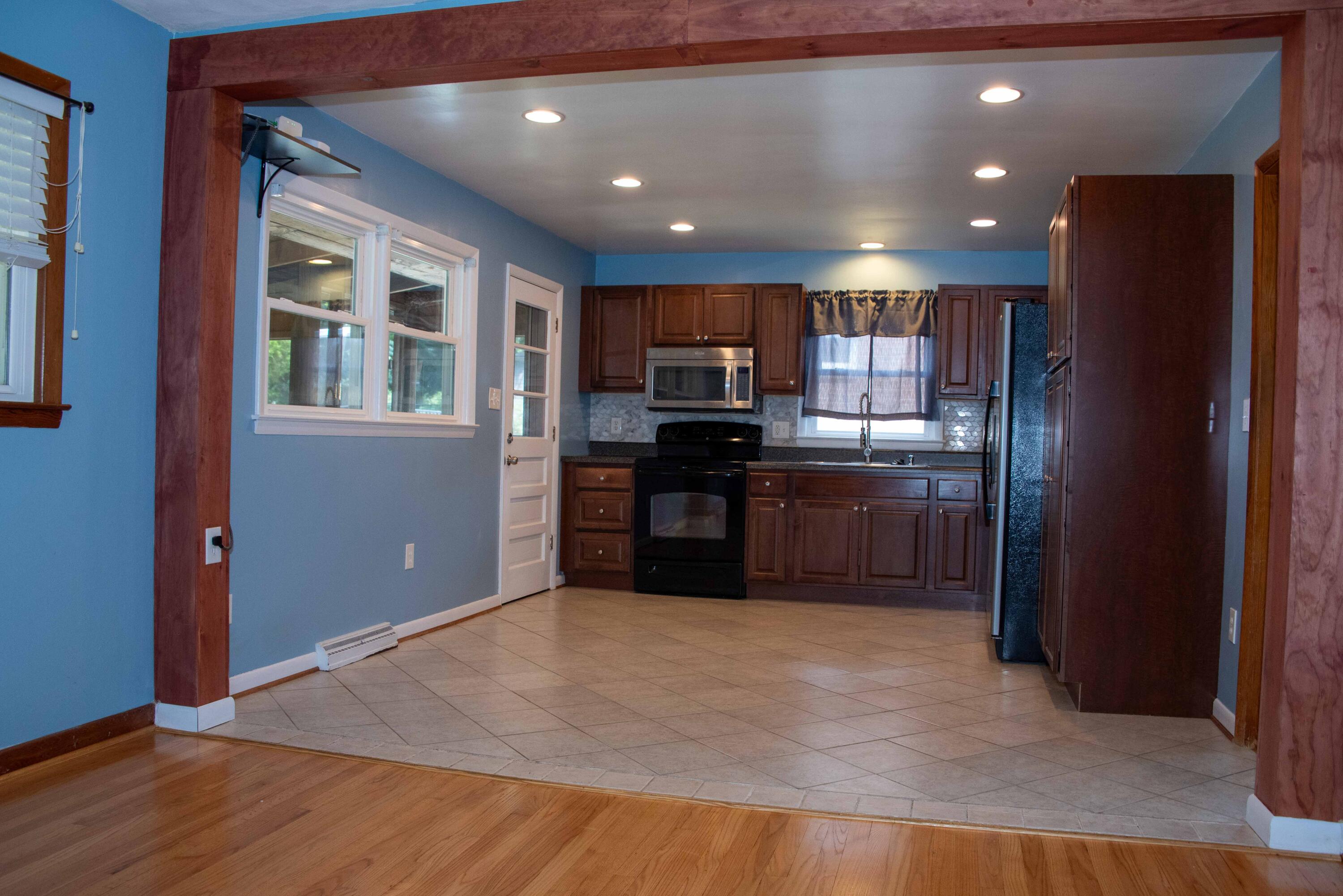 6038 Thornrose Road Roanoke, VA 24012 - Photo 52 of 68 6038 Thornrose-52