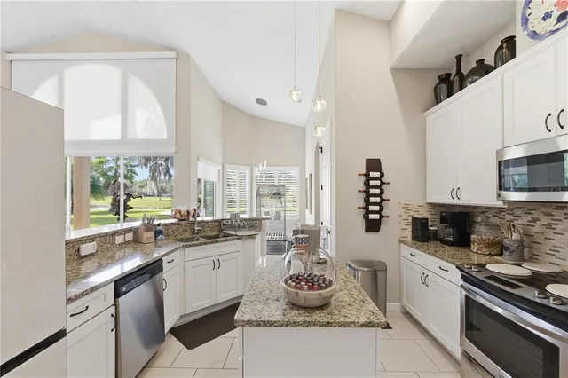 $935,000 | 45 New Water Oak Drive, Palm Coast, FL 32137