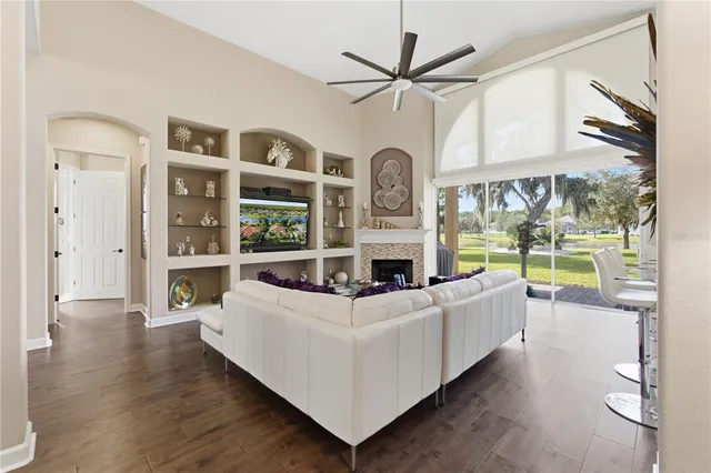 $935,000 | 45 New Water Oak Drive, Palm Coast, FL 32137
