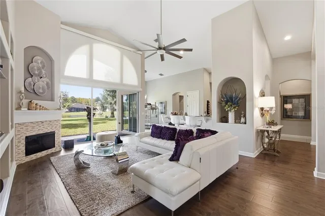 $935,000 | 45 New Water Oak Drive, Palm Coast, FL 32137