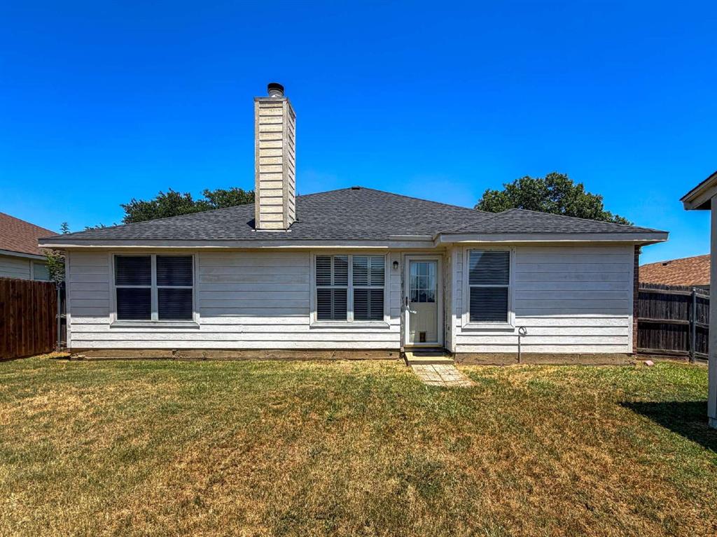 833 Edgehill Road Burleson, TX 76028 - Photo 28 of 28 Gallery Image 28