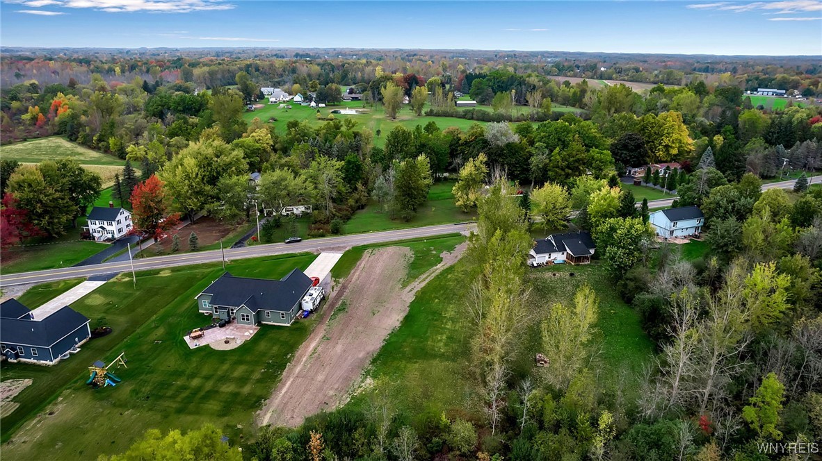 9317 Tonawanda Creek Road Clarence, NY 14032 - Photo 11 of 19 2023 photo