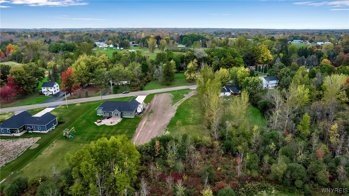 9317 Tonawanda Creek Road Clarence, NY 14032 - Photo 14 of 19 2023 photo