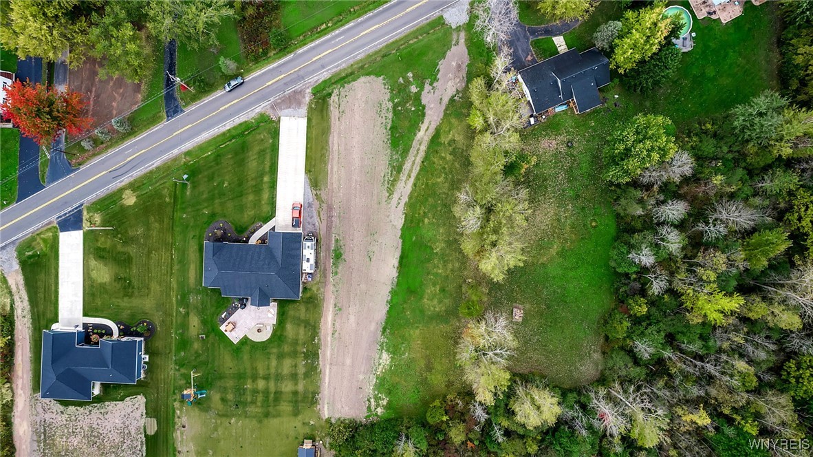 9317 Tonawanda Creek Road Clarence, NY 14032 - Photo 9 of 19 2023 photo