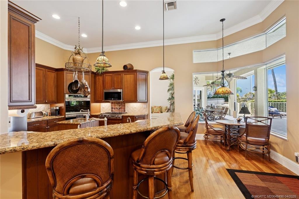 2492 North W Everglades Boulevard Stuart, FL 34994 - Photo 29 of 72 Breakfast Bar