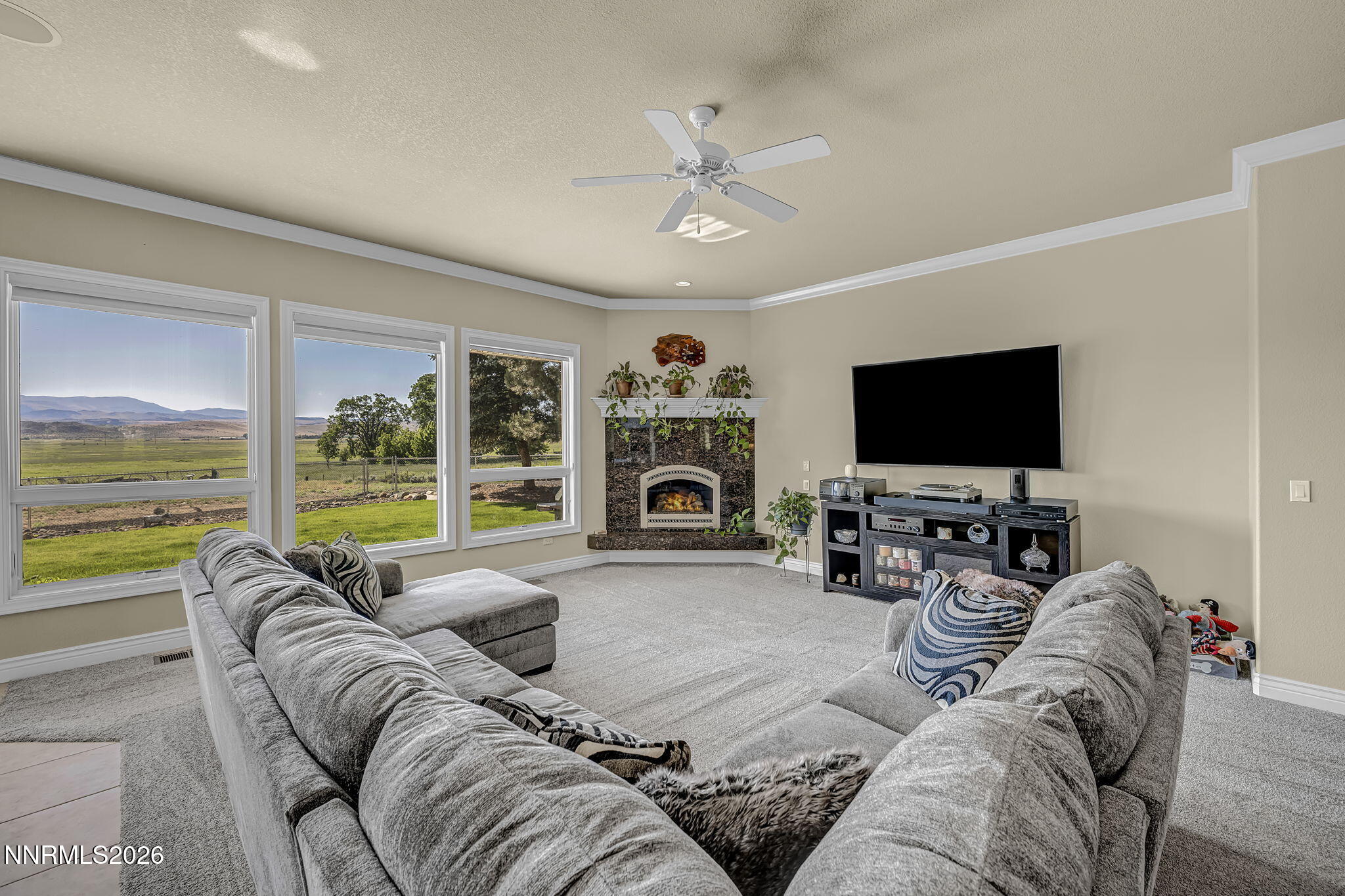 261 Fredericksburg Road Gardnerville, NV 89460 - Photo 15 of 35 53-web-or-mls-261-fredericksburg-rd