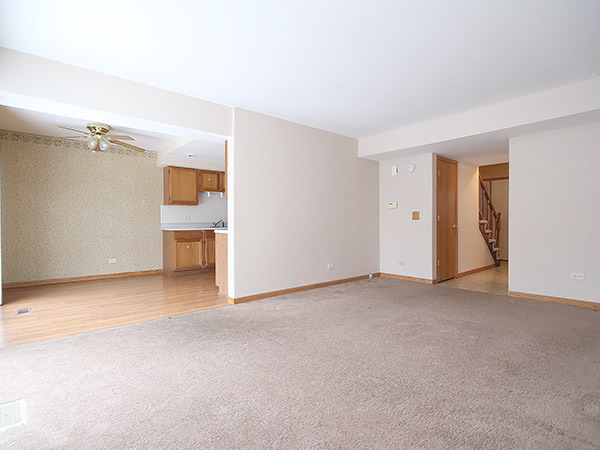 332 Delaware Drive, Unit 332 Bolingbrook, IL 60440 - Photo 9 of 25