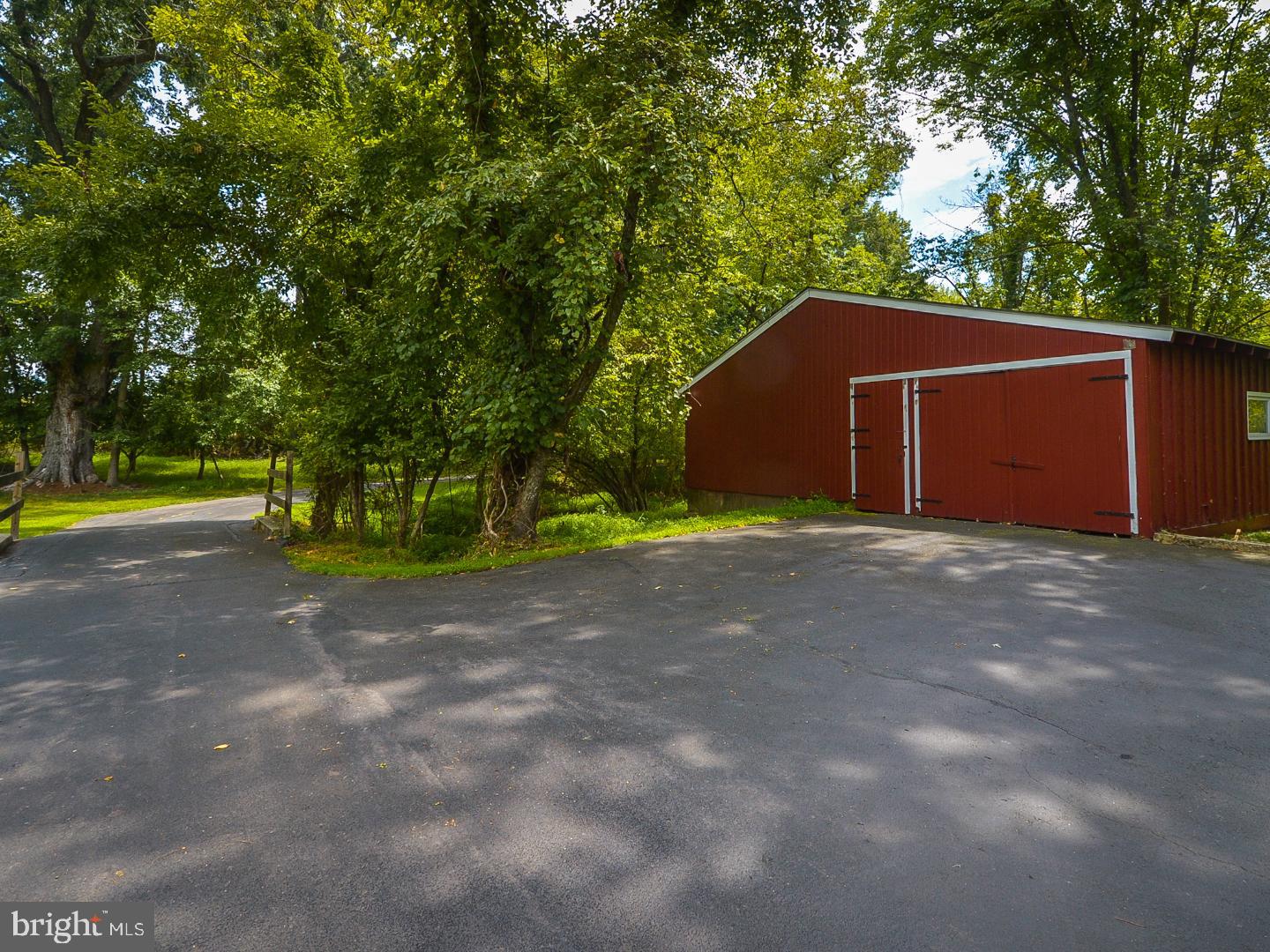 2710 Village Road Langhorne, PA 19047 - Photo 22 of 32 Barn with 1 car garage