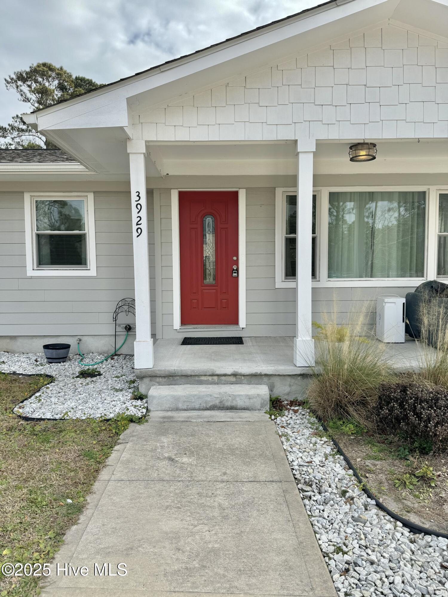 3929 Masonboro Loop Road Wilmington, NC 28409 - Photo 10 of 56 Front Door