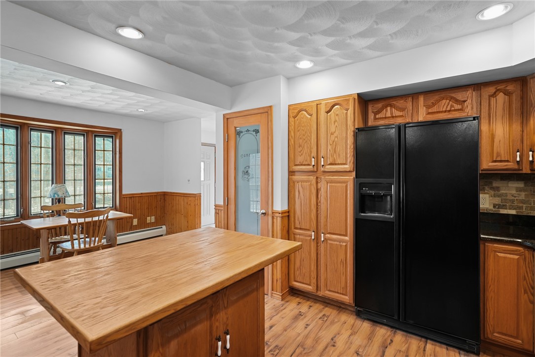 215 Blackrock Road Coventry, RI 02816 - Photo 17 of 39