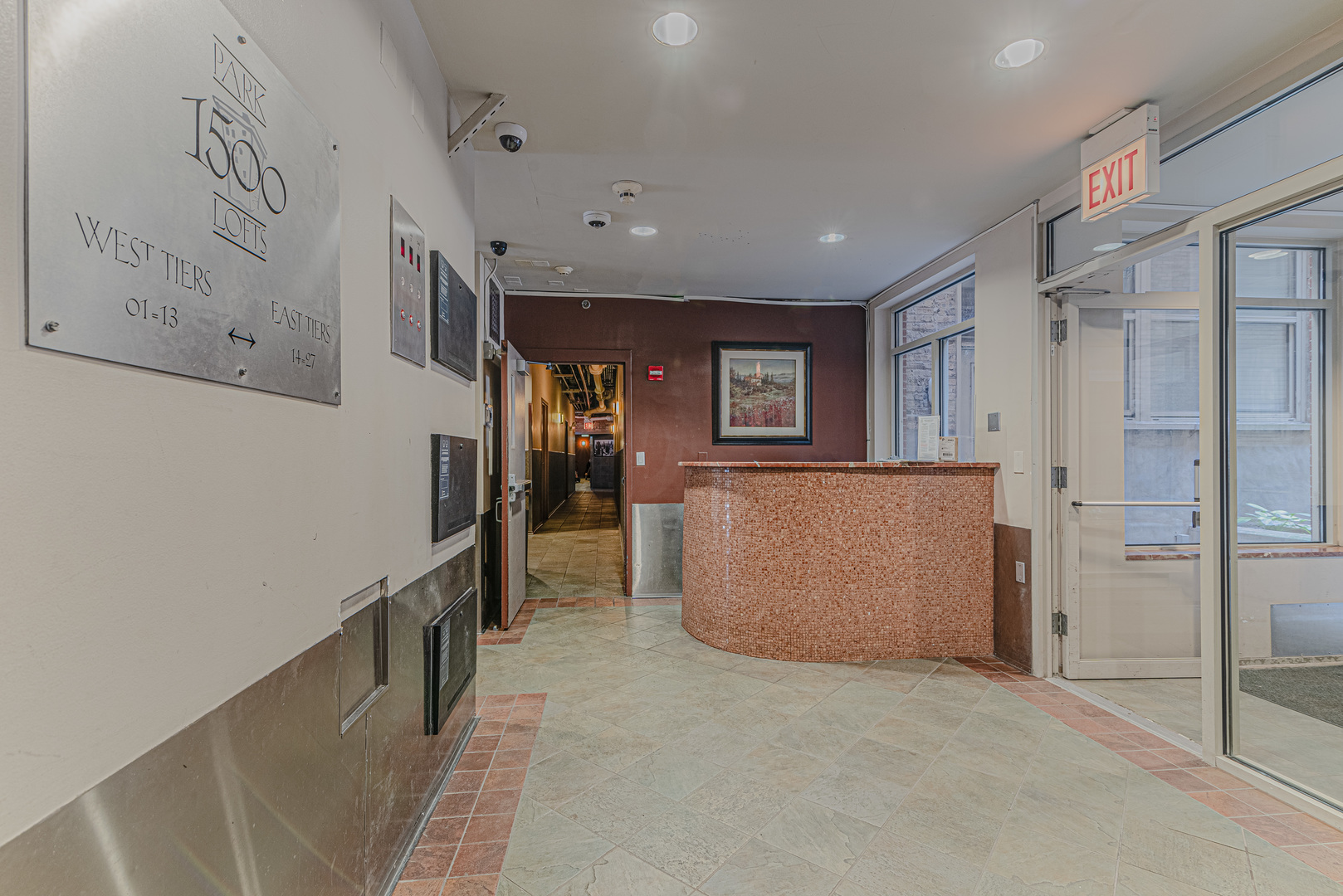 1500 West Monroe Street, Unit 517 Chicago, IL 60607 - Photo 20 of 26 a view of a hallway with an empty room