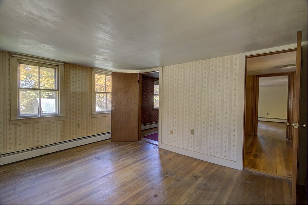 112 West Main Street Georgetown, MA 01833 - Photo 20 of 35 Gallery Image 20